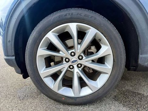 Used 2021 Ford Explorer Platinum w/ Equipment Group 601A image 25