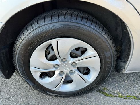 Used 2014 Honda Civic LX image 27