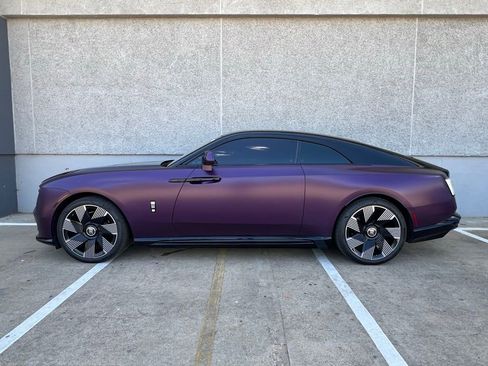 Used 2024 Rolls-Royce Spectre w/ Spectre Launch Package AWD/4WD image 3