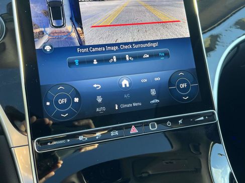 Used 2025 Mercedes-Benz GLC 350e 4MATIC image 13