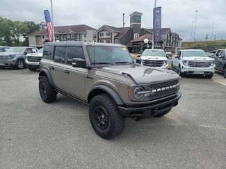 Used 2025 Ford Bronco Badlands AWD/4WD video 1