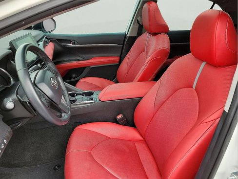 Used 2022 Toyota Camry XSE w/ Navigation Package image 14