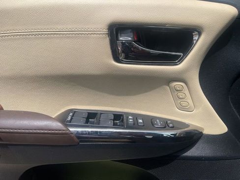 Used 2015 Toyota Avalon XLE Touring FWD image 14