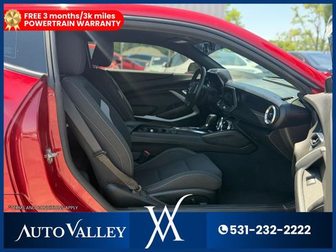 Used 2018 Chevrolet Camaro SS RWD image 16