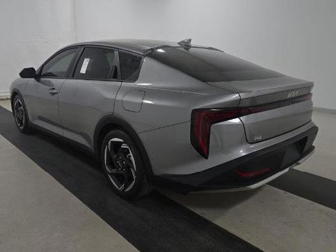 Used 2025 Kia K4 EX FWD image 4