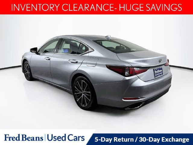 Used 2024 Lexus ES 350 w/ Premium Package FWD image 7