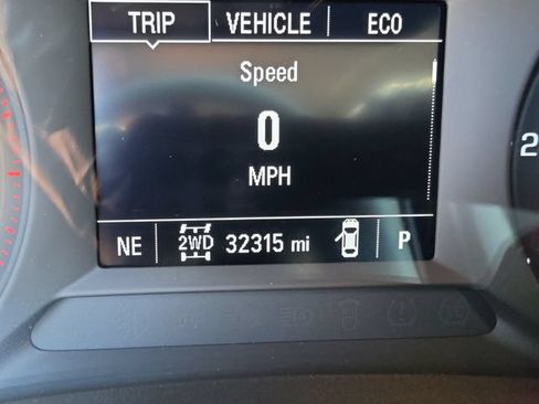 Used 2021 Chevrolet TrailBlazer LT w/ Convenience Package AWD/4WD image 16