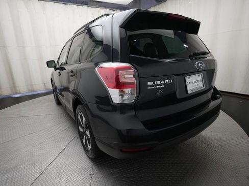 Used 2018 Subaru Forester 2.5i Premium AWD/4WD image 34