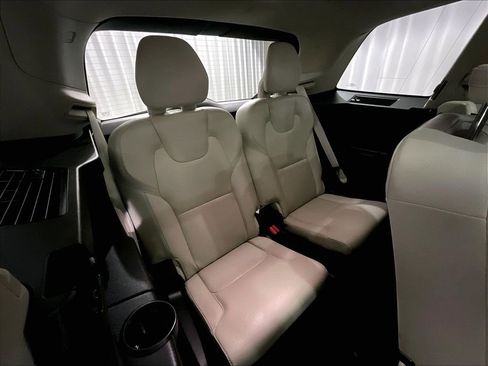 Used 2023 Volvo XC90 B6 Plus w/ Protection Package AWD/4WD image 17