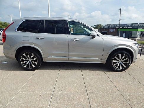 Certified 2024 Volvo XC90 B6 Plus w/ Protection Package Premier image 7