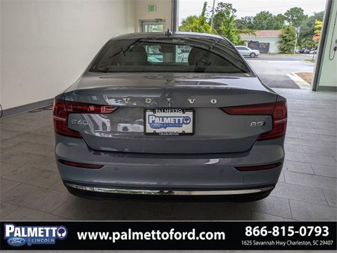 Used 2023 Volvo S60 B5 Ultimate w/ Climate Package image 5