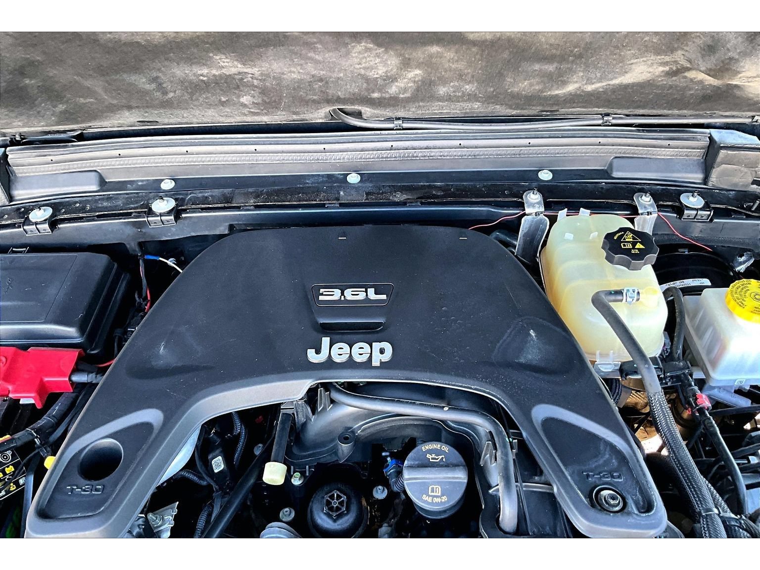 Used 2020 Jeep Gladiator Rubicon AWD/4WD image 32