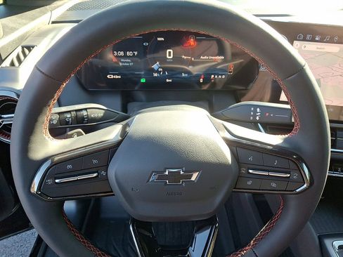 New 2026 Chevrolet Equinox EV RS image 17