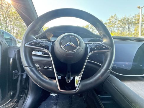 Used 2023 Mercedes-Benz EQS 580 4MATIC Sedan image 11