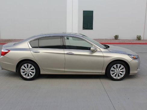 Used 2015 Honda Accord EX-L image 4