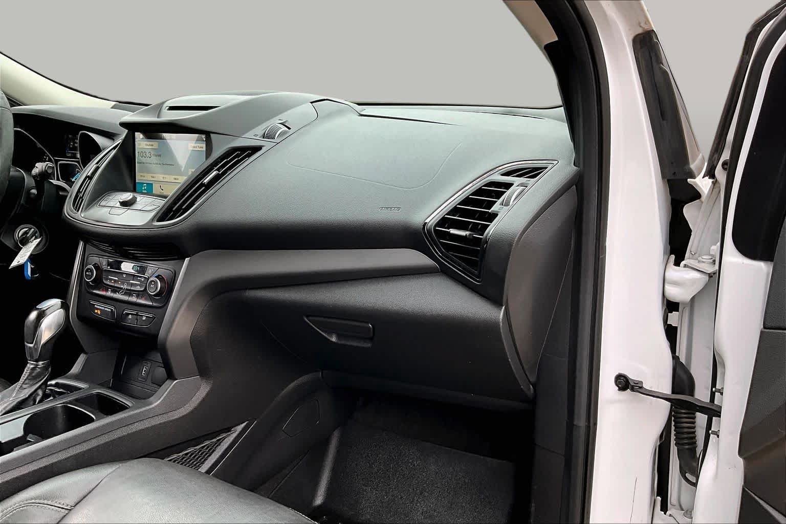 Used 2018 Ford Escape SEL FWD image 19