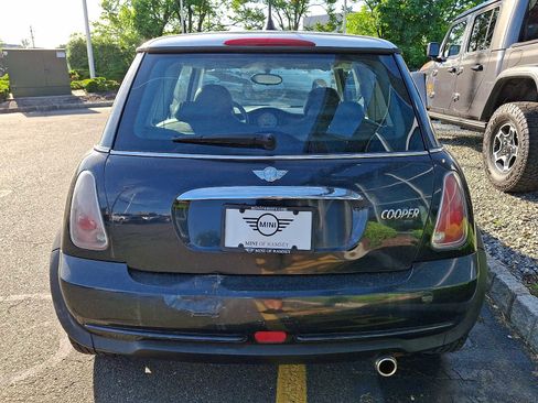 Used 2006 MINI Cooper Hardtop FWD image 6