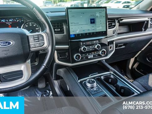 Used 2024 Ford Expedition XLT RWD image 33