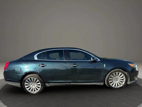 Used 2014 Lincoln MKS AWD image 4