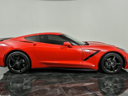 Used 2015 Chevrolet Corvette Stingray Coupe RWD image 10