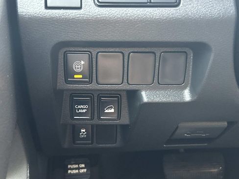 Used 2022 Nissan Frontier SV w/ Technology Package AWD/4WD image 32