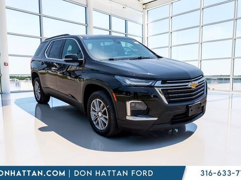 Used 2023 Chevrolet Traverse LT AWD/4WD image 37