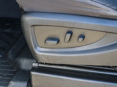 Used 2018 Chevrolet Silverado 2500 LT w/ LT Convenience Package image 12