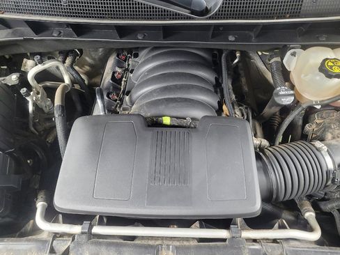 Used 2021 Chevrolet Silverado 1500 LT Trail Boss w/ Convenience Package II image 30