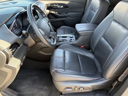 Used 2023 Chevrolet Traverse RS AWD/4WD image 20