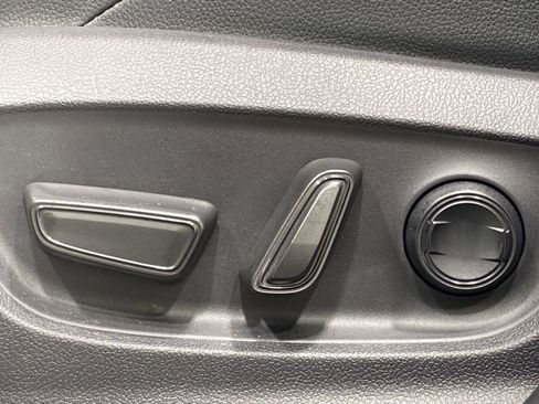 Used 2023 Subaru Solterra AWD image 12
