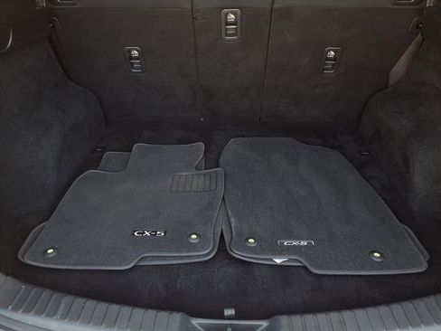 Used 2021 MAZDA CX-5 Sport image 6