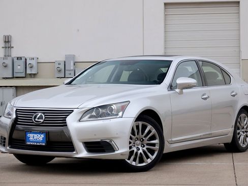 Used 2013 Lexus LS 460 image 2