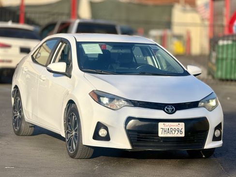 Used 2014 Toyota Corolla S FWD image 2