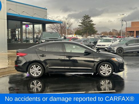 Used 2018 Hyundai Elantra SEL image 2