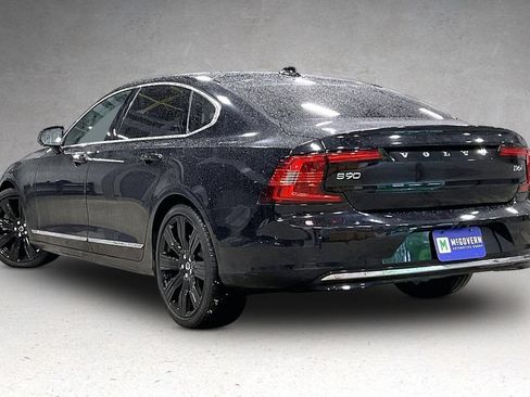 Certified 2023 Volvo S90 B6 Plus w/ Protection Package Premier AWD/4WD image 4
