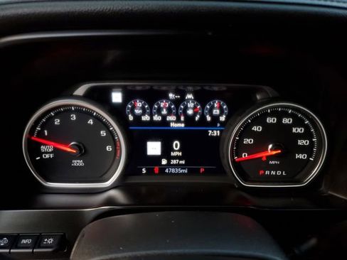 Used 2021 Chevrolet Silverado 1500 High Country RWD image 32