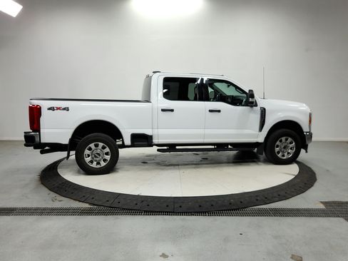 Used 2023 Ford F250 XLT AWD/4WD image 17