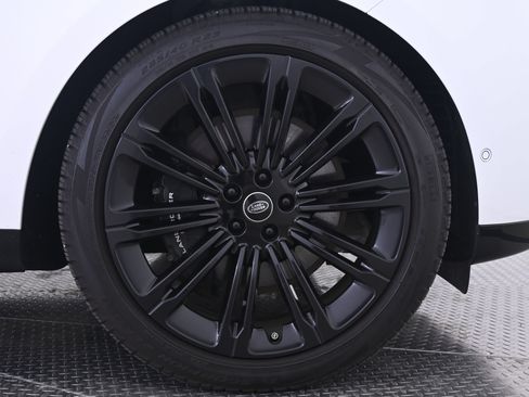 Used 2024 Land Rover Range Rover Autobiography AWD/4WD image 14