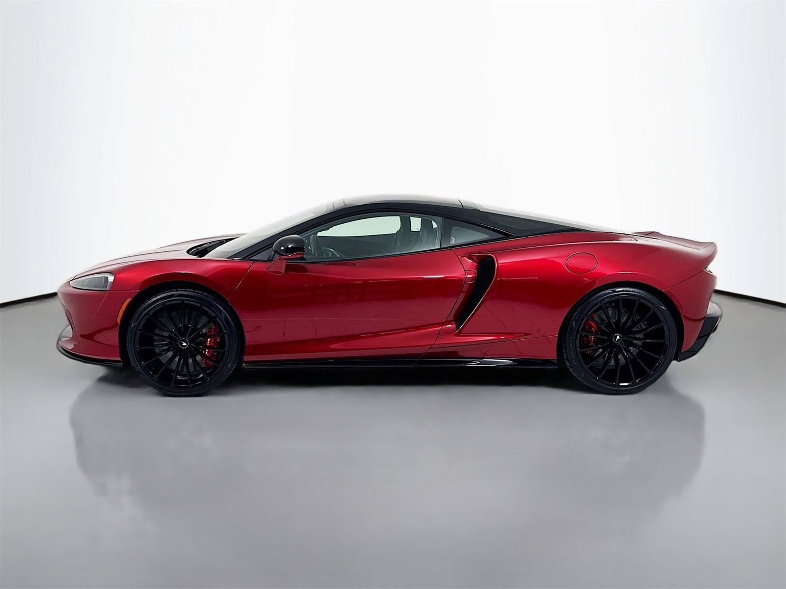 Used 2023 McLaren GT RWD image 4