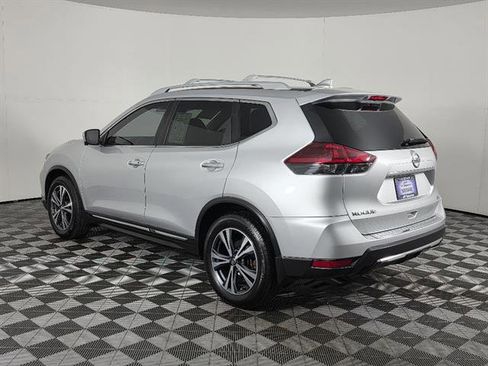 Used 2018 Nissan Rogue SL w/ Premium Package FWD image 7