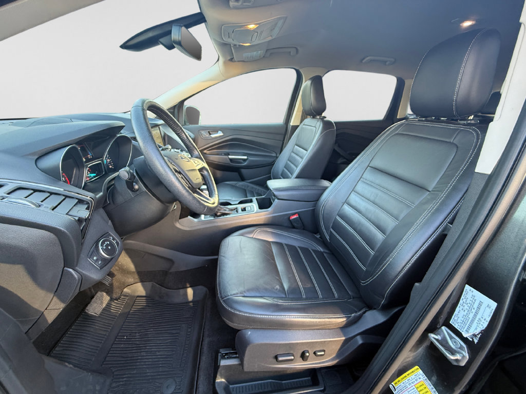 Used 2018 Ford Escape Titanium FWD image 12