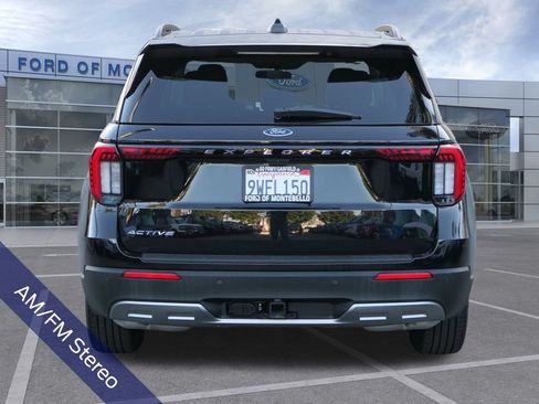 Used 2026 Ford Explorer Active w/ Active Comfort Package RWD image 6