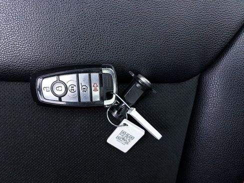 Used 2023 Ford Explorer ST-Line w/ Class IV Trailer Tow Package image 29