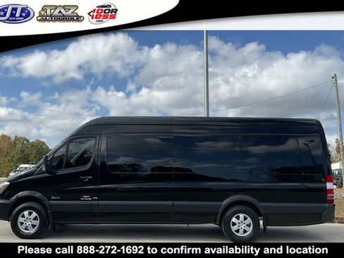 Used 2016 Mercedes-Benz Sprinter 2500 image 3