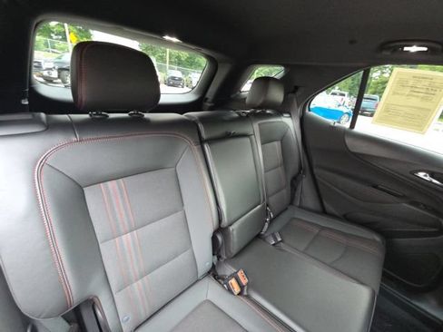 Certified 2022 Chevrolet Equinox RS w/ LPO, Floor Liner Package FWD image 15