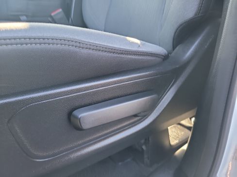 Used 2023 RAM 1500 Big Horn AWD/4WD image 19