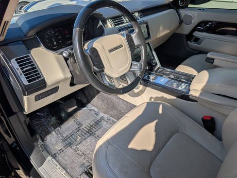 Used 2018 Land Rover Range Rover HSE AWD/4WD image 11