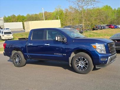 Used 2020 Nissan Titan SV w/ SV Convenience Package