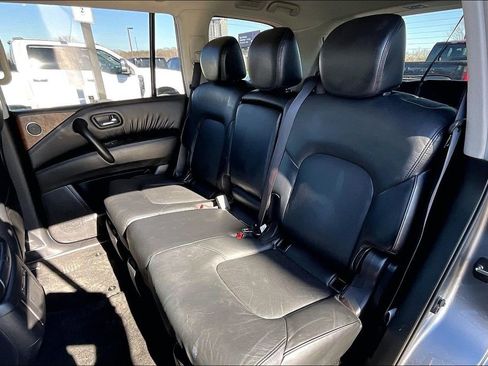Used 2024 Nissan Armada SL image 24
