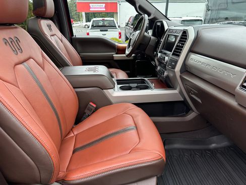 Used 2021 Ford F350 King Ranch w/ King Ranch Ultimate Package AWD/4WD image 21
